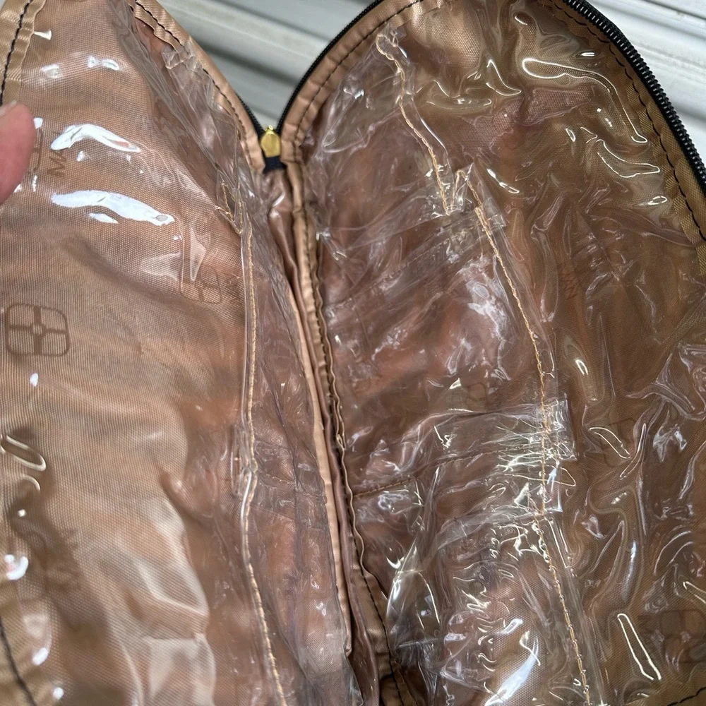 IMAN Toiletry Case Travel Companion